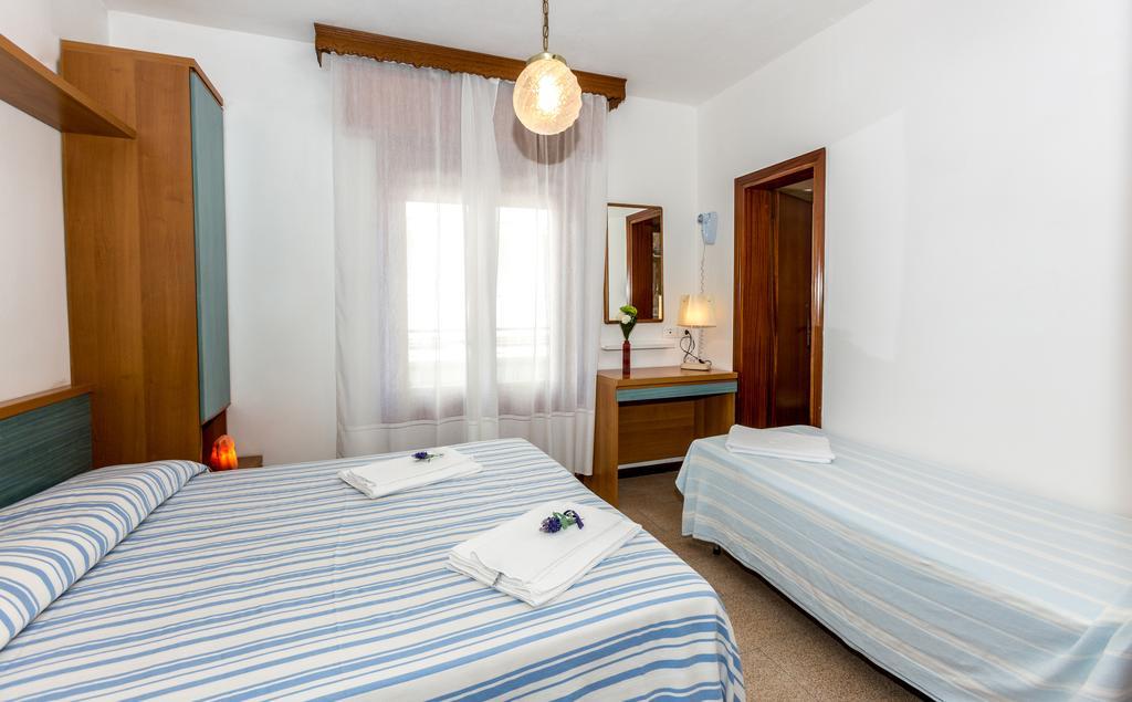 Hotel Saturno Лидо-ди-Езоло Экстерьер фото
